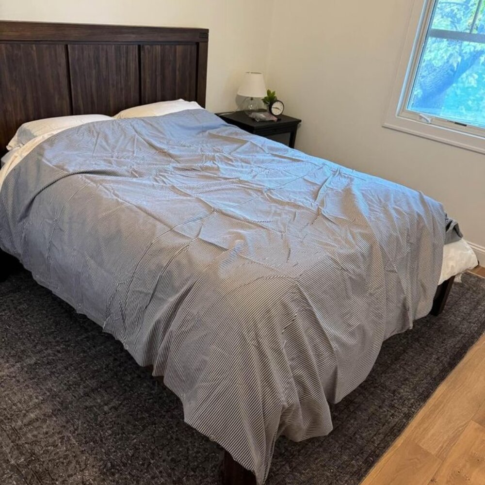 Brooklinen Grey/White Stripes Classic Percale QUEEN Duvet Cover